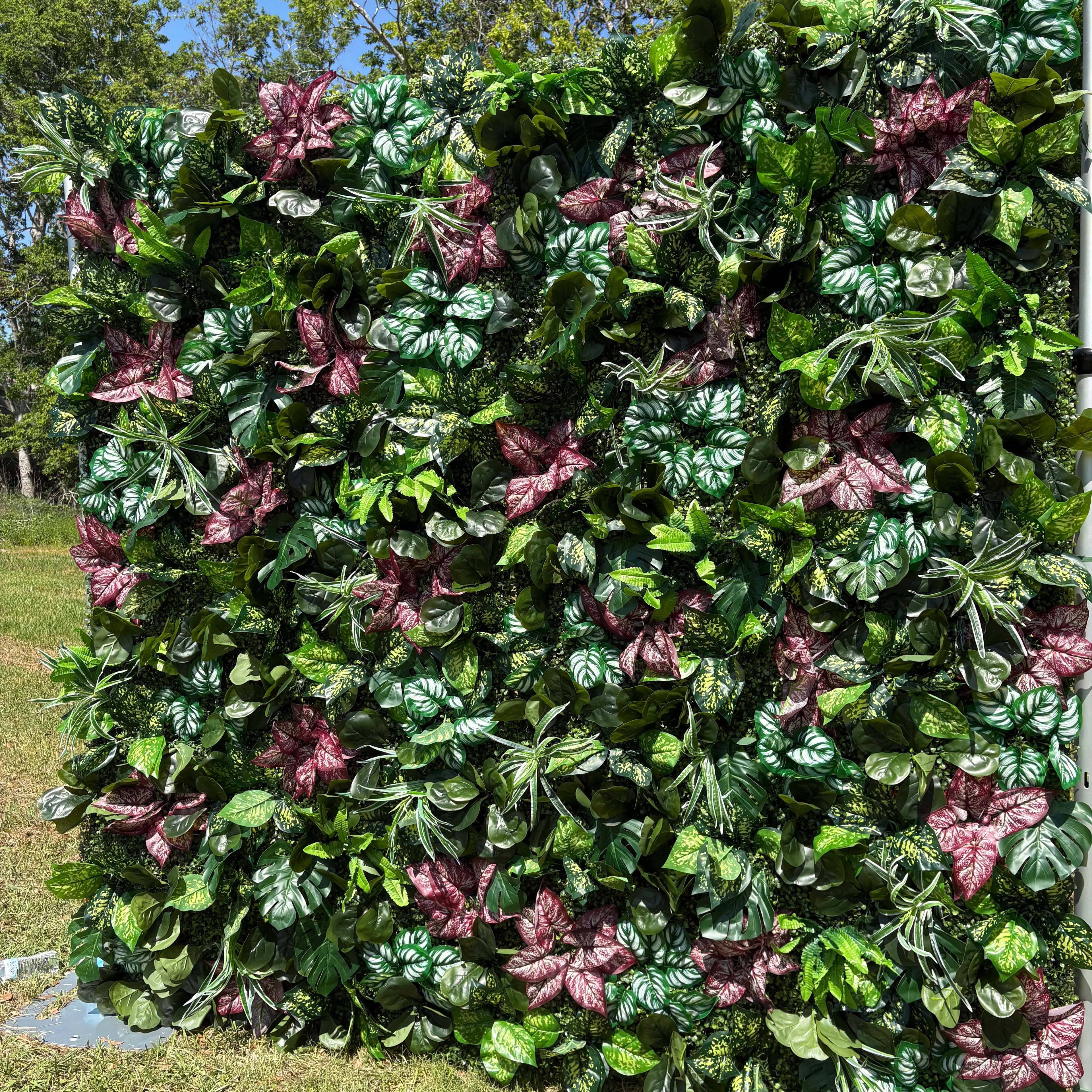 Tropical Vibe Leave Wall for Unique Backdrop